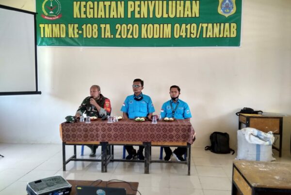 KIE (SOSIALISASI P4GN) DALAM KEGIATAN TMMD (TENTARA MANUNGGAL MEMBANGUN DESA) KE-108 TAHUN 2020 KIE (SOSIALISASI P4GN) DALAM KEGIATAN TMMD (TENTARA MANUNGGAL MEMBANGUN DESA) KE-108 TAHUN 2020