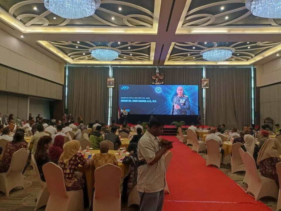 BNNP Jambi Beserta Jajaran Menggelar kegiatan Puncak Hari Anti Narkotika Internasional (HANI) 2024 Bersama Seluruh Unsur Forkompimda dan Masyarakat di Hotel Swiss-bel Jambi