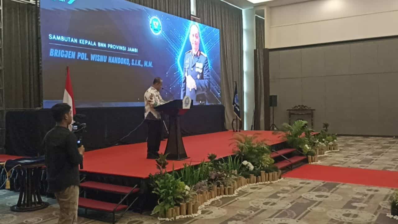 BNNP Jambi Beserta Jajaran Menggelar kegiatan Puncak Hari Anti Narkotika Internasional (HANI) 2024 Bersama Seluruh Unsur Forkompimda dan Masyarakat di Hotel Swiss-bel Jambi