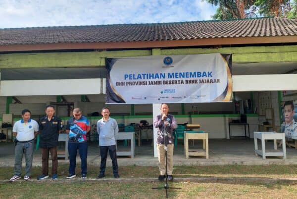 LATIHAN MENEMBAK BERSAMA BNNP JAMBI DAN BNNK JAJARAN